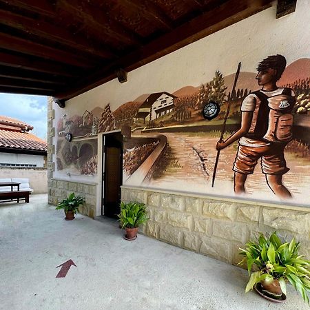 Albergue San Nicolas Larrasoana Екстер'єр фото