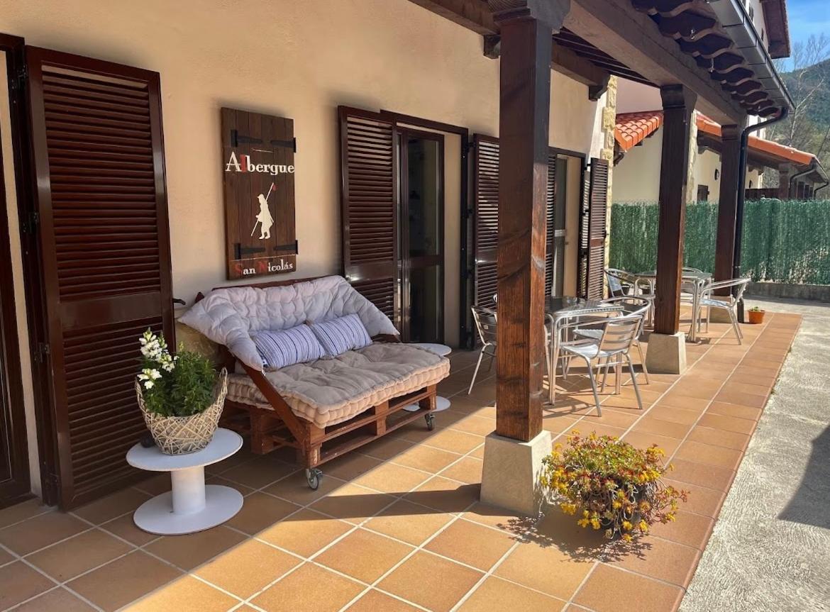 Albergue San Nicolas Larrasoana Екстер'єр фото