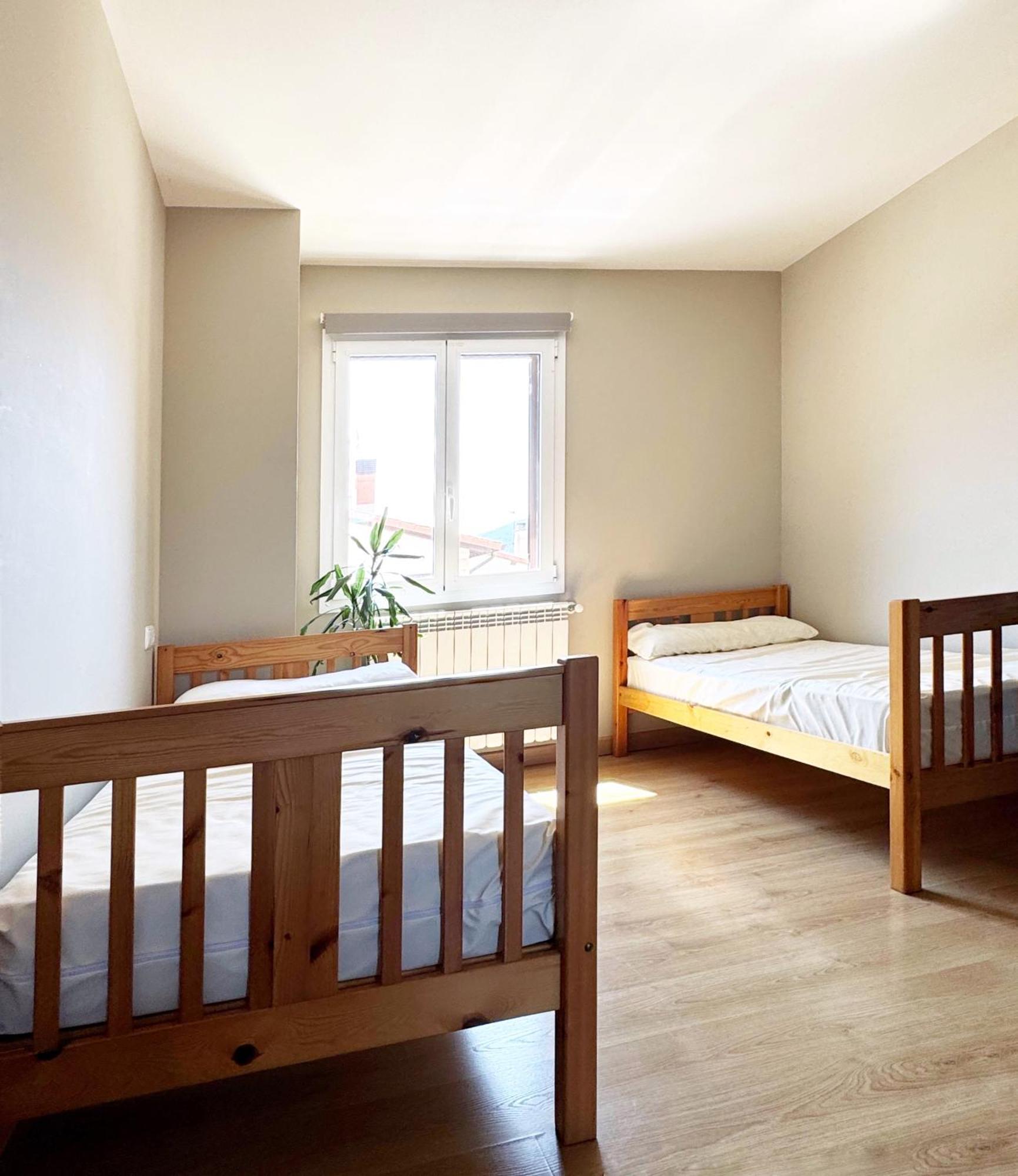 Albergue San Nicolas Larrasoana Екстер'єр фото